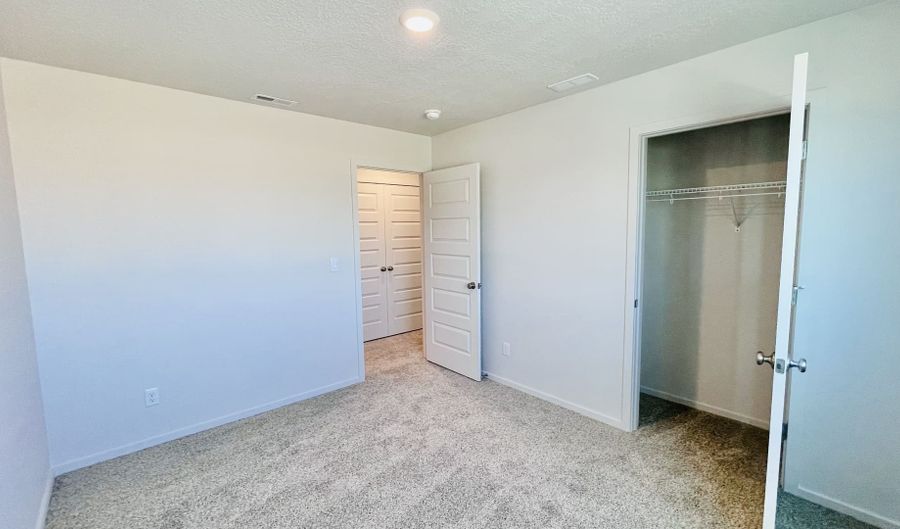 80 S AIRLIFT St, Airway Heights, WA 99001 - 3 Beds, 2 Bath