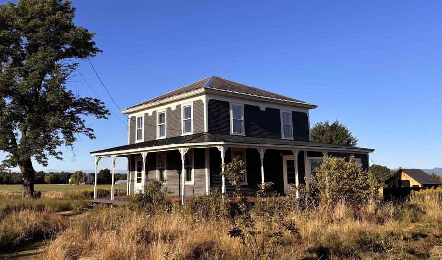 5018 VT Route 22A, Addison, VT 05491 - 4 Beds, 1 Bath
