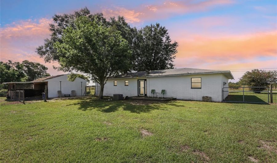 8880 SHRECK Rd, Bartow, FL 33830 - 2 Beds, 2 Bath