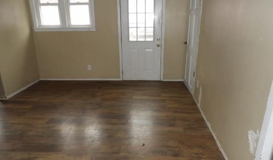 349 Greenly St, Adrian, MI 49221 - 3 Beds, 1 Bath