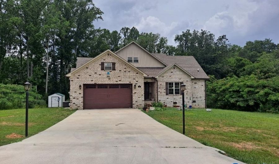 355 Bryant Rd, Albertville, AL 35951 - 3 Beds, 3 Bath