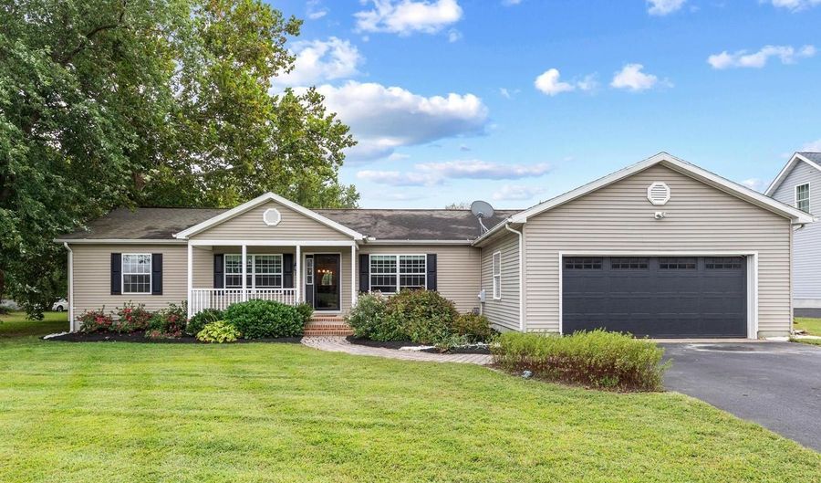 112 HONOLULU Rd, Frankford, DE 19945 - 3 Beds, 2 Bath