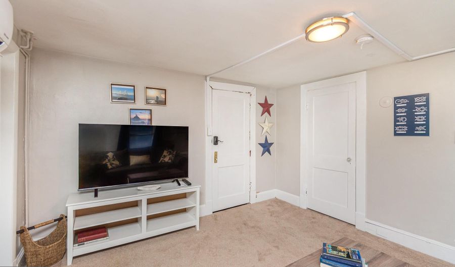 126 PRINCE GEORGE St 4, Annapolis, MD 21401 - 1 Beds, 1 Bath