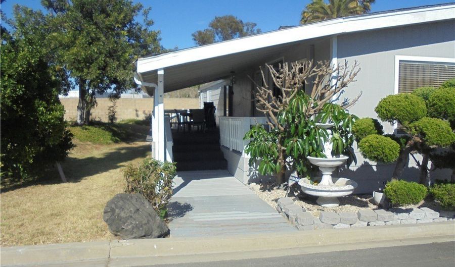2601 E Victoria St 439, Compton, CA 90220 - 2 Beds, 2 Bath