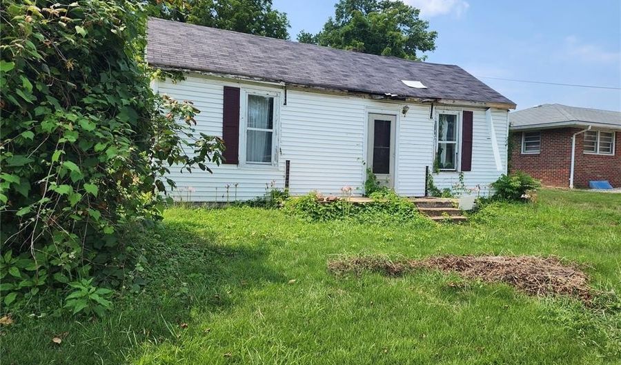 3212 Alby St, Alton, IL 62002 - 2 Beds, 1 Bath