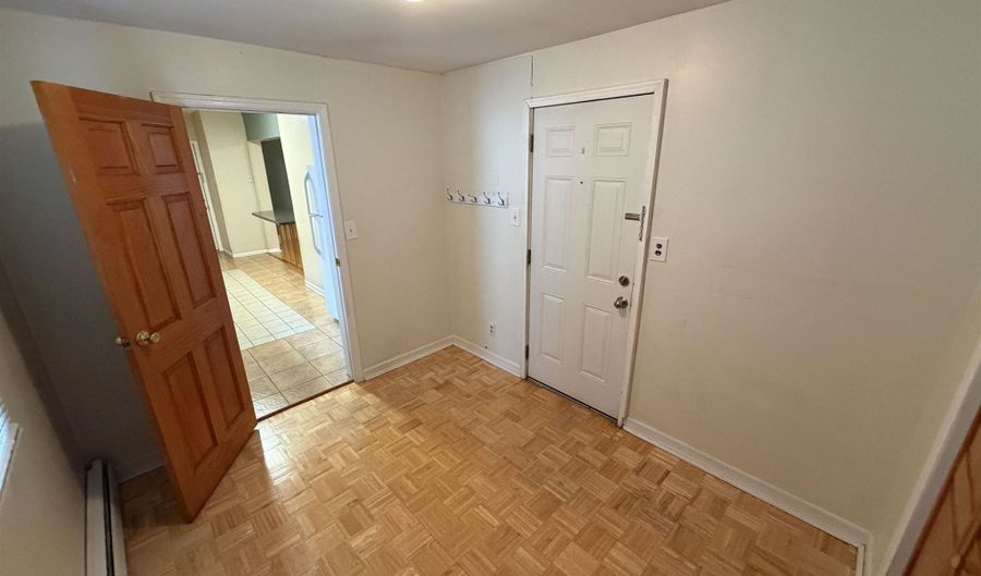 946 BROADWAY 2, Bayonne, NJ 07002 - 2 Beds, 1 Bath