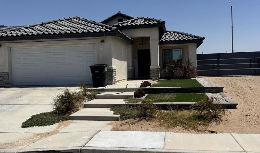 335 N SAHUARO, San Luis, AZ 85336 - 3 Beds, 2 Bath