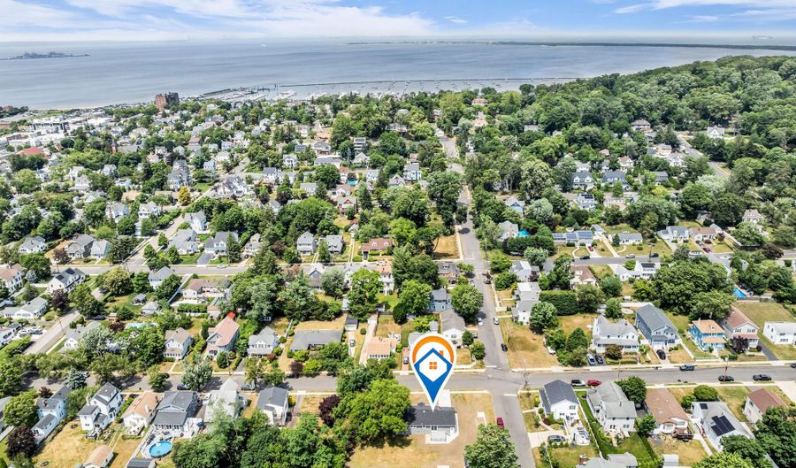 59 Asbury Ave, Atlantic Highlands, NJ 07716 - 5 Beds, 3 Bath
