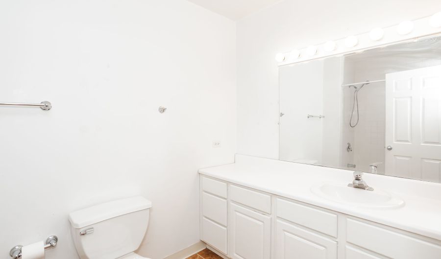 1846 S Loomis St 304, Chicago, IL 60608 - 2 Beds, 1 Bath