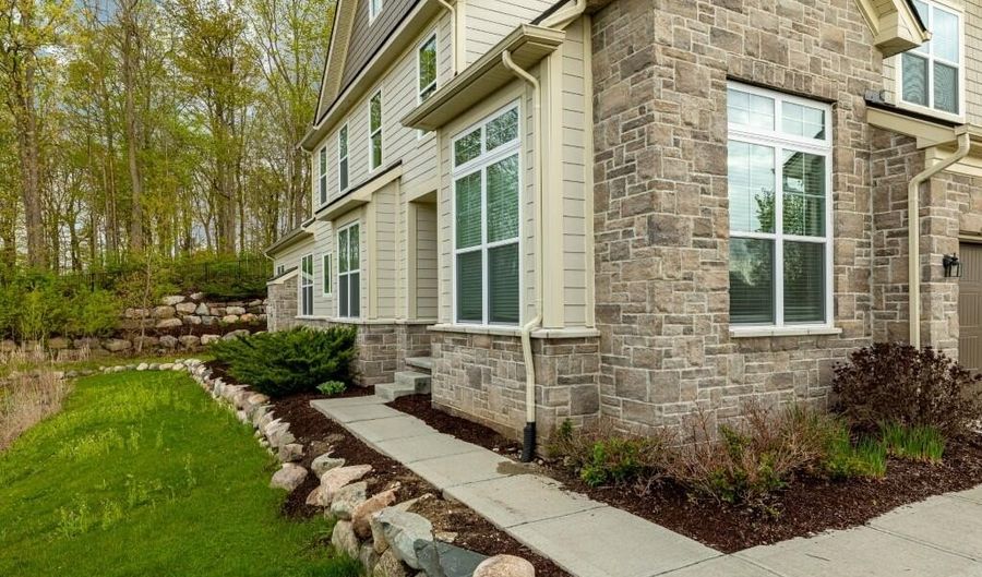 3000 N Spurway Dr, Ann Arbor, MI 48105 - 3 Beds, 3 Bath