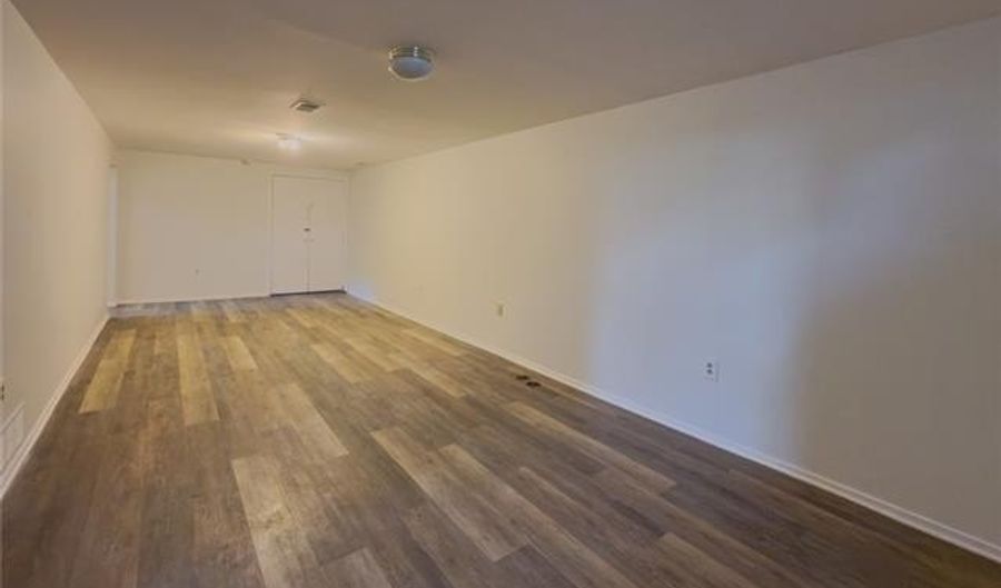 2419 Walter Dr, Ann Arbor, MI 48103 - 3 Beds, 2 Bath