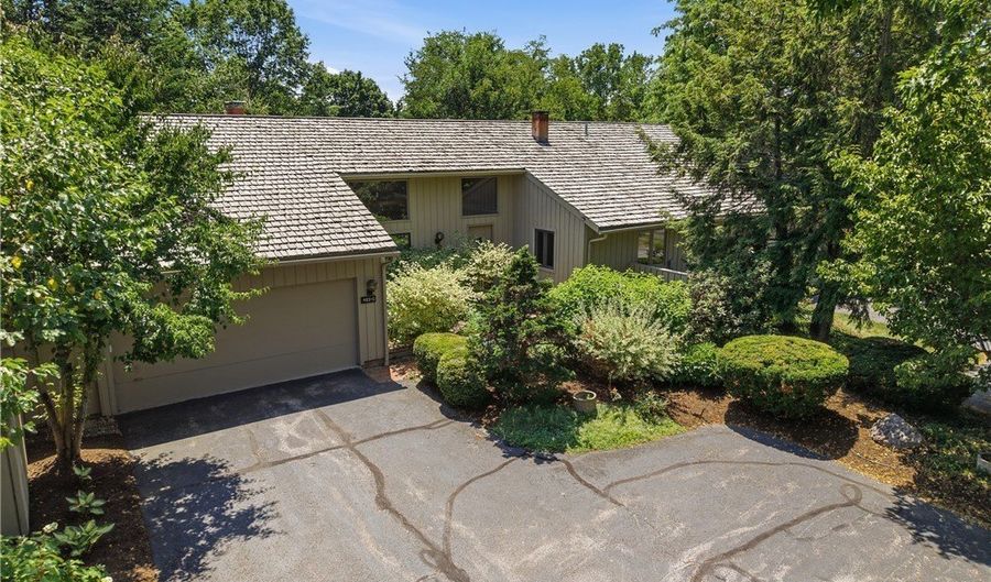 483 Concord Downs Ln, Aurora, OH 44202 - 3 Beds, 3 Bath