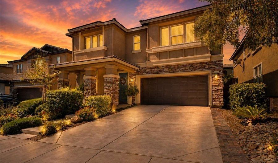 10501 Winter Grass Dr, Las Vegas, NV 89135 - 4 Beds, 3 Bath