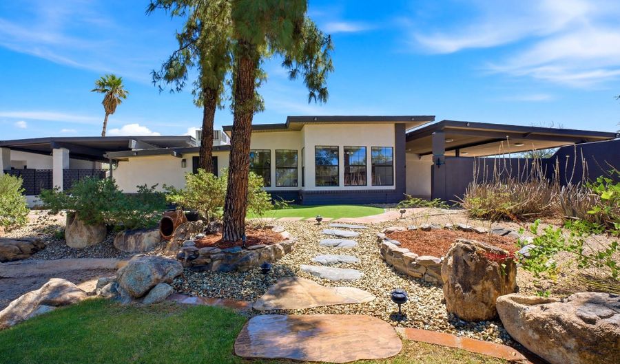 34651 N 49TH St, Cave Creek, AZ 85331 - 4 Beds, 5 Bath