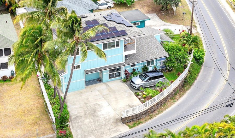 368 S Kalaheo Ave, Kailua, HI 96734 - 4 Beds, 2 Bath