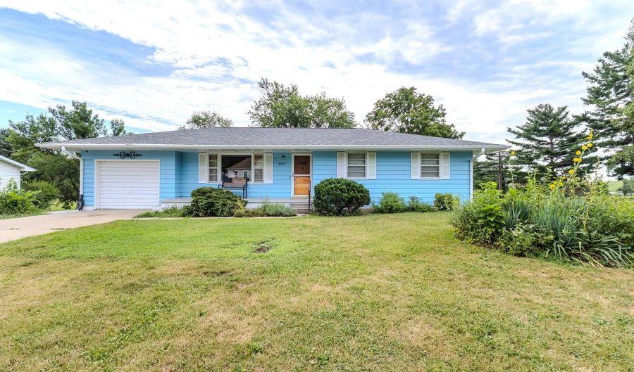 2621 S St, Auburn, NE 68305 - 3 Beds, 2 Bath