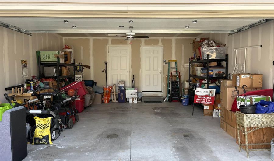 9309 Oakdale St, Algonac, MI 48001 - 3 Beds, 2 Bath