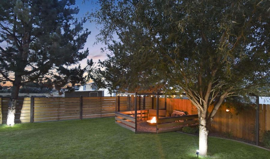 612 Danby Ave, Caldwell, ID 83605 - 4 Beds, 3 Bath