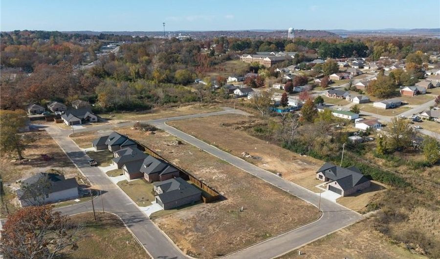 1014 Tatum Ln, Barling, AR 72923 - 3 Beds, 2 Bath