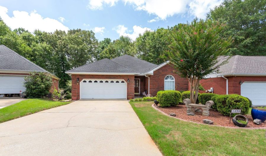 1538 HOLLY BERRY Way, Anniston, AL 36207 - 2 Beds, 2 Bath