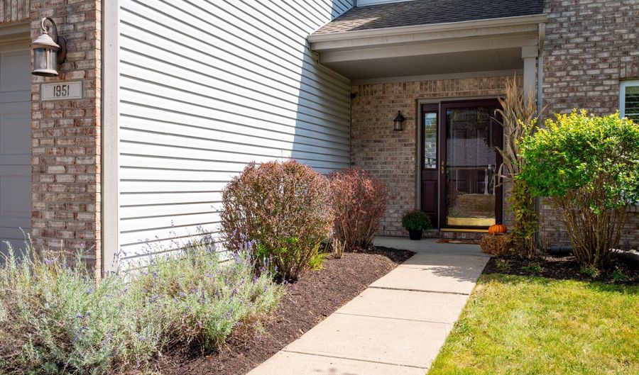 1951 Tawney Ln, Avon, IN 46123 - 3 Beds, 3 Bath