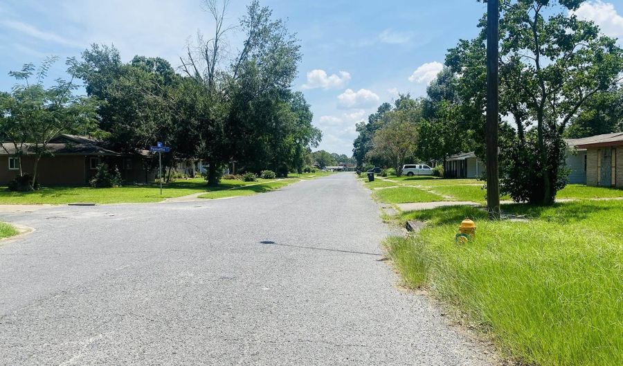 6411 Landis Dr, Baton Rouge, LA 70812 - 3 Beds, 2 Bath