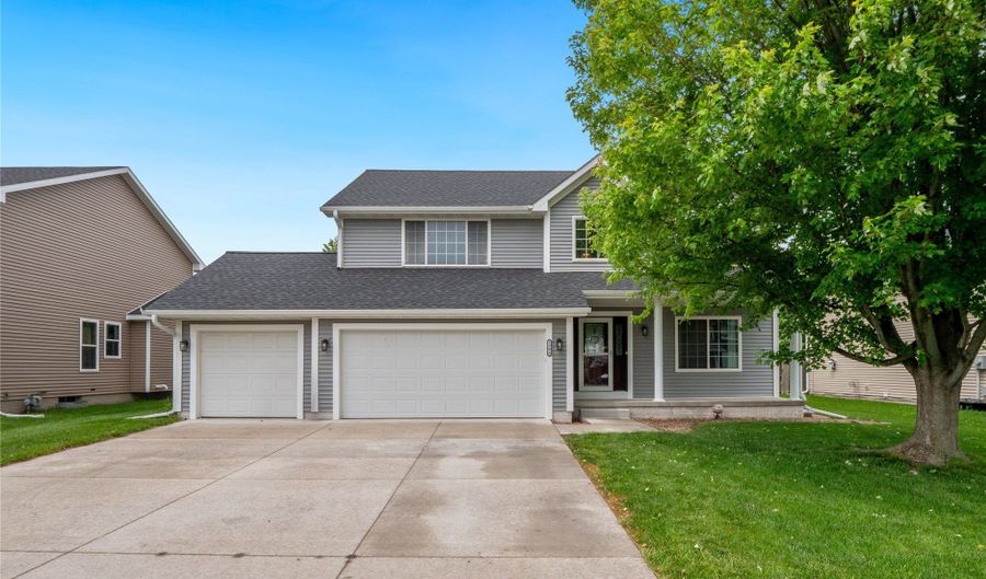 1308 9th Avenue Pl SE, Altoona, IA 50009 - 4 Beds, 3 Bath