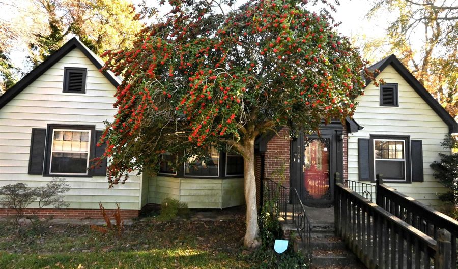 710 E 22ND St, Anniston, AL 36207 - 4 Beds, 2 Bath