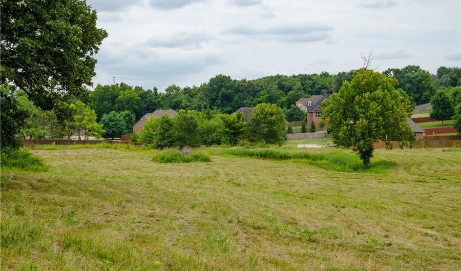 Ozark Acres Drive, Bentonville, AR 72713 - 0 Beds, 0 Bath