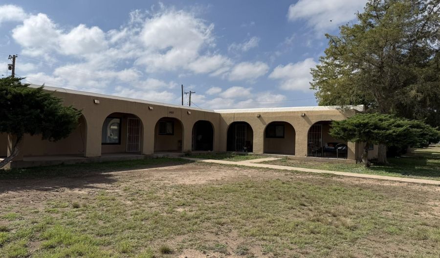 1407 W Hank Ave, Artesia, NM 88210 - 4 Beds, 0 Bath
