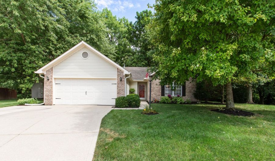 6485 Barberry Dr, Avon, IN 46123 - 3 Beds, 2 Bath