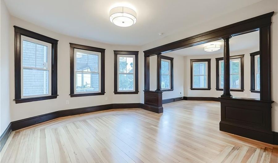 65 Burton St 2, Bristol, RI 02809 - 3 Beds, 1 Bath