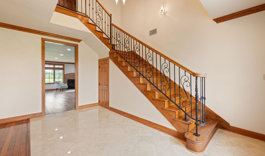 8018 Sidney Gautreaux Rd, Abbeville, LA 70510 - 4 Beds, 5 Bath