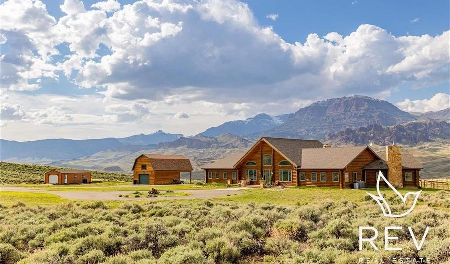 63 Moose Creek Rd, Cody, WY 82414 - 3 Beds, 3 Bath