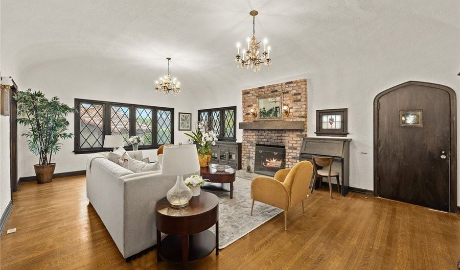 2042 Fremont Ave, South Pasadena, CA 91030 - 3 Beds, 2 Bath