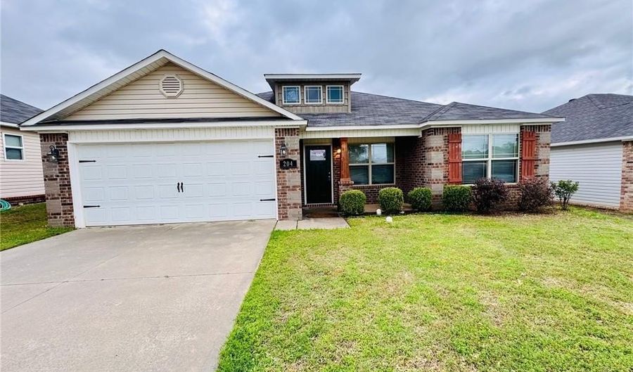 204 Legacy Dr, Barling, AR 72923 - 3 Beds, 2 Bath