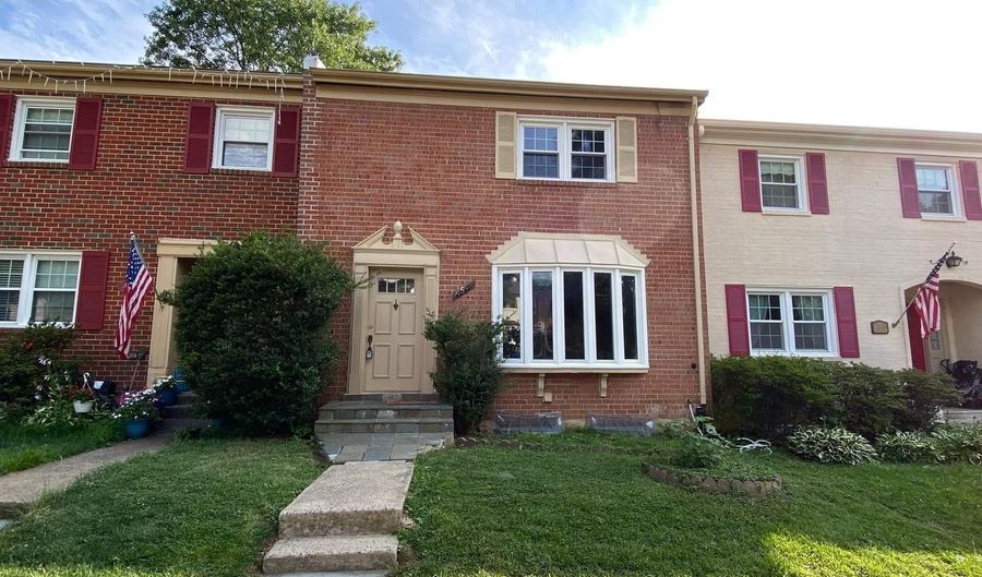 4548 KING WILLIAM Ct, Annandale, VA 22003 - 3 Beds, 4 Bath