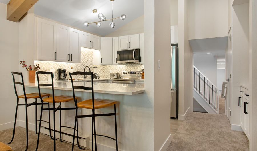 177 Lake St 28, Avon, CO 81620 - 4 Beds, 3 Bath