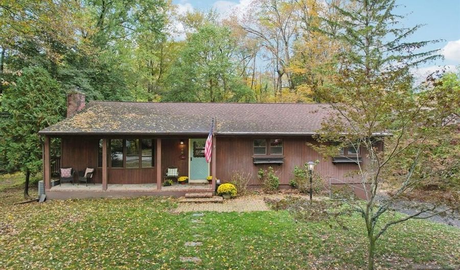 300 Park Ave, Allendale, NJ 07401 - 3 Beds, 3 Bath
