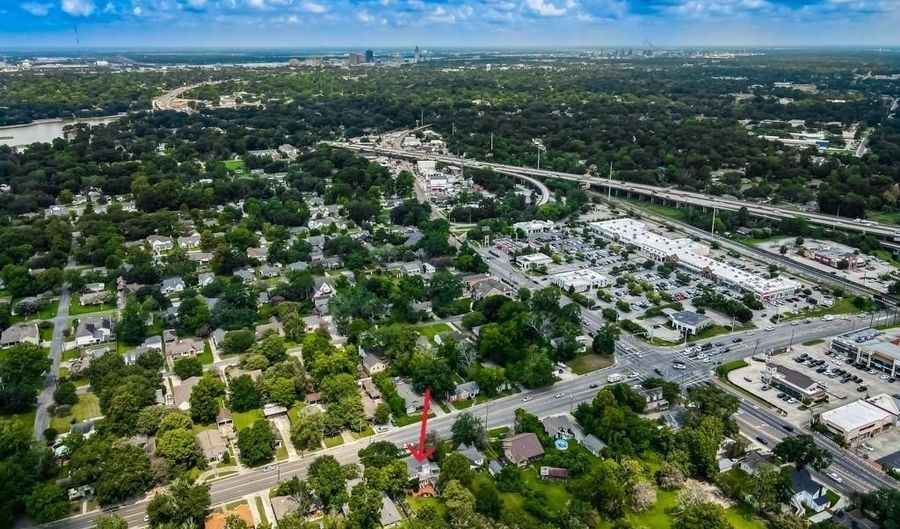 2182 Stanford Ave, Baton Rouge, LA 70808 - 2 Beds, 2 Bath