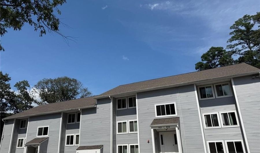 400 New River Rd 905, Lincoln, RI 02838 - 2 Beds, 1 Bath