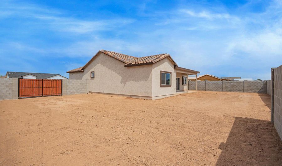 10293 W DEVONSHIRE Dr, Arizona City, AZ 85123 - 3 Beds, 2 Bath