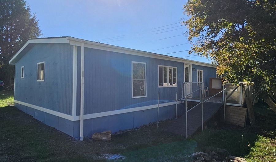 97841 HARBOR VIEW Cir, Brookings, OR 97415 - 3 Beds, 2 Bath