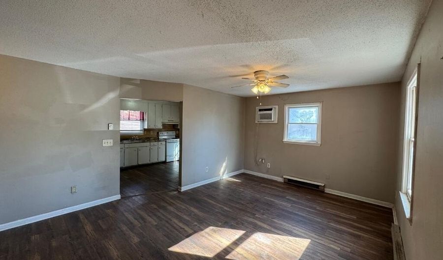 1832 Burgess St, Asheboro, NC 27203 - 2 Beds, 1 Bath