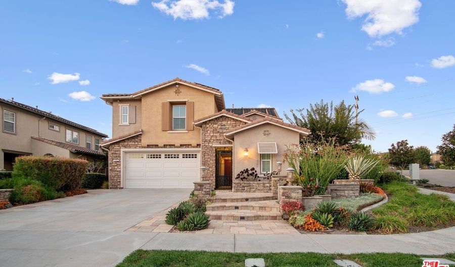 2242 Azurite Pl, Carlsbad, CA 92009 - 5 Beds, 6 Bath