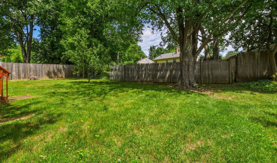 65 Carol Dr, Bristol, CT 06010 - 3 Beds, 3 Bath