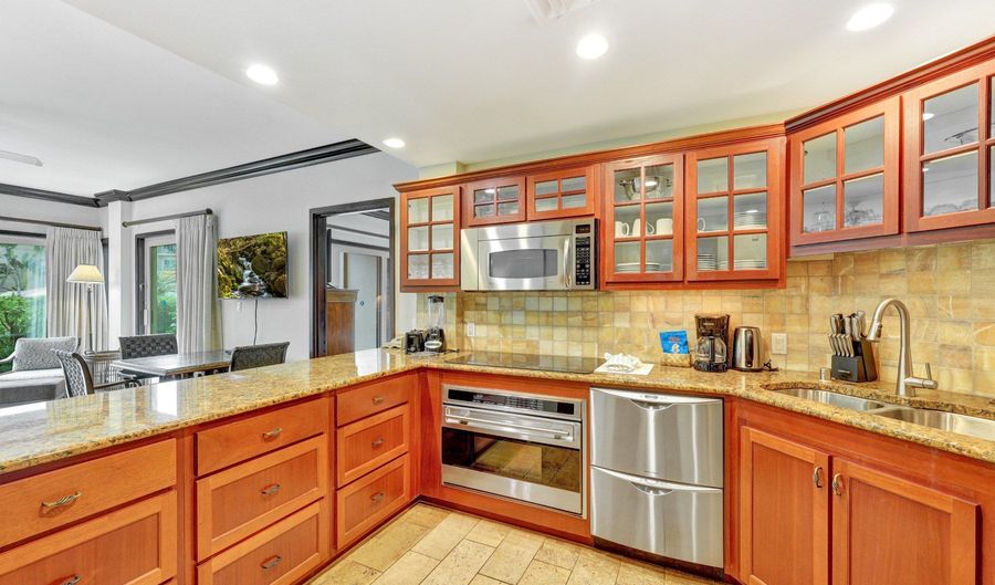 4-820 KUHIO Hwy C104, Kapaa, HI 96746 - 2 Beds, 3 Bath
