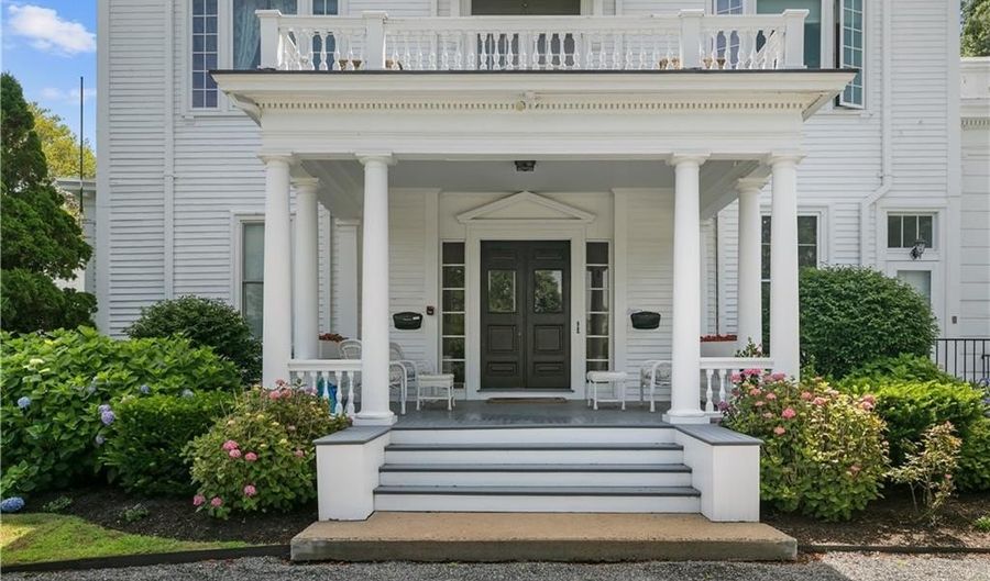 718 Bellevue Ave 5, Newport, RI 02840 - 1 Beds, 1 Bath