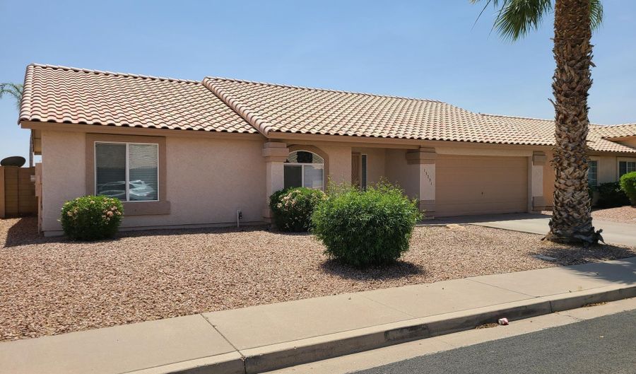 13331 E CINDY St, Chandler, AZ 85225 - 3 Beds, 2 Bath