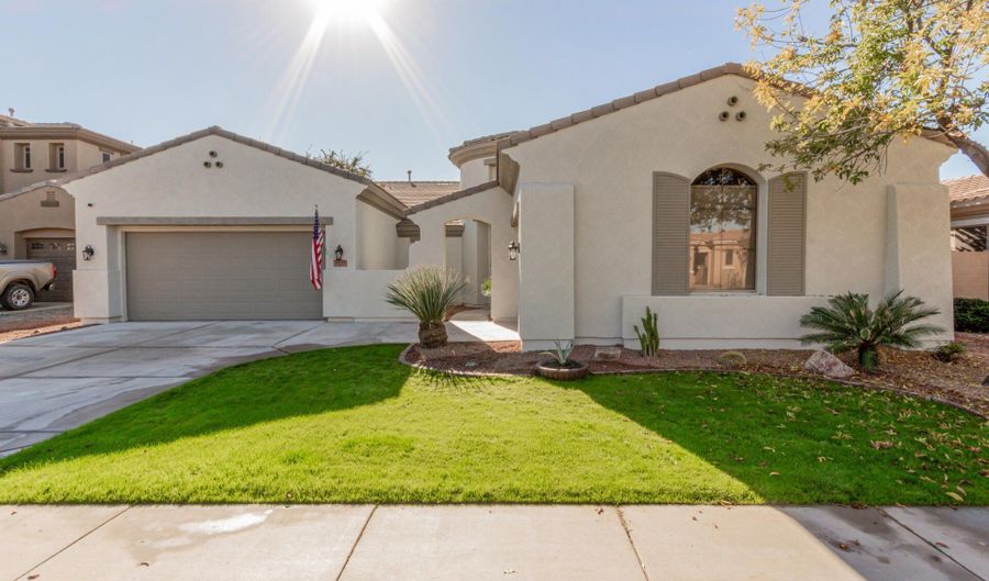 3273 E ORIOLE Way, Chandler, AZ 85286 - 4 Beds, 3 Bath